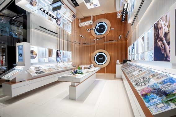 ONE reveals its first shop in Portugal