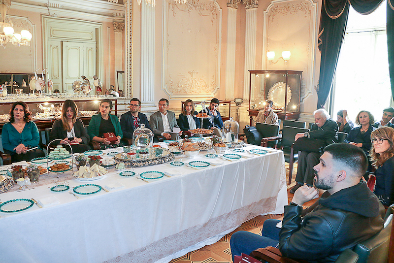 Tavares promotes Jewellery à Table with Silver Tea