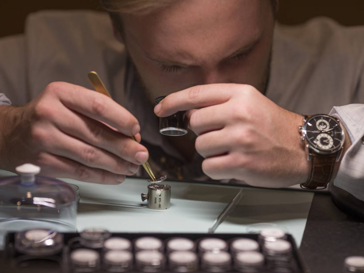 Exportação de relógios suíços crescem em março