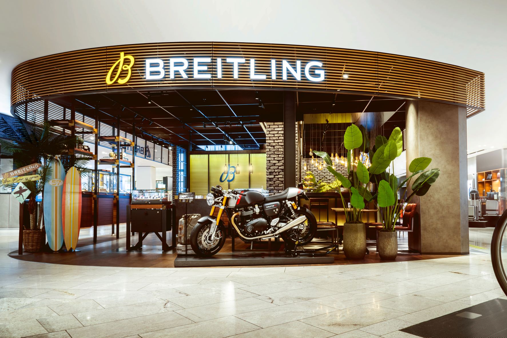 Breitling e Triumph anunciam parceria