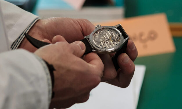 Curso Alfaiates do Tempo procura entusiastas pela relojoaria