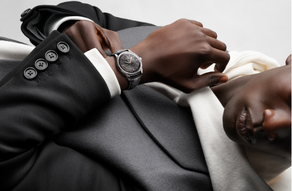 Longines: descubra o novo Conquest Heritage Central Power Reserve