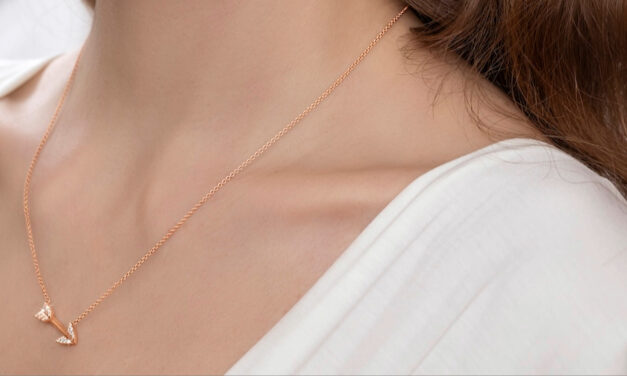 Descubra a coleção Super Arrow de Jacob & CO.