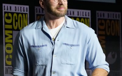 Ator Chris Evans com relógio IWC